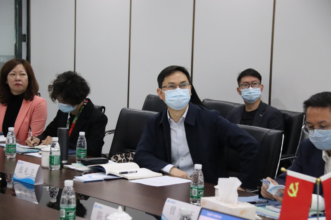 龙岗区委书记张礼卫到点点社交游戏调研指导